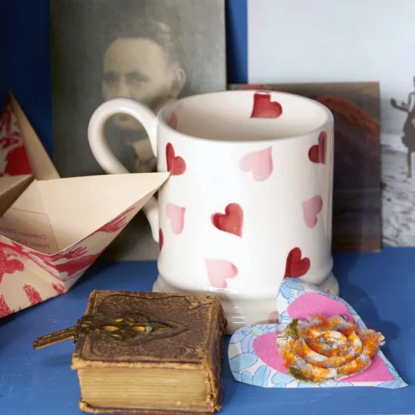 Romantic Confetti Heart 1/2 Pint Mug: Handcrafted in Stoke-on-Trent with Love - Image 3